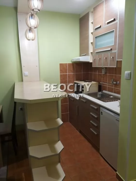 Dvosoban stan, 30 m2, Novi Sad, Dositejeva ID: 132191 2