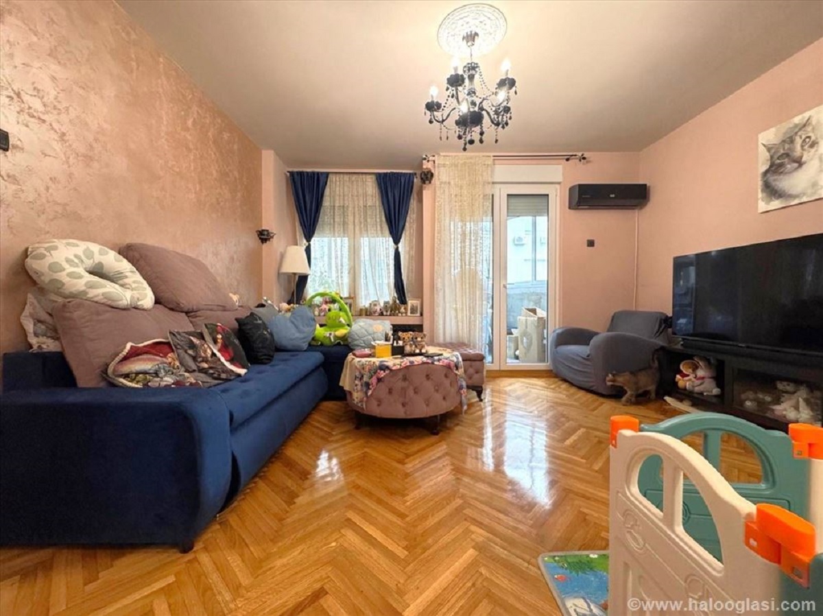 Vračar  Mileševska 3 0 stan sa terasom  84m2 1