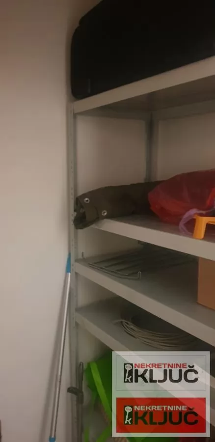 SOCIJALNO IZDAJE SE JEDNOIPOSOBAN NAMEŠTEN STAN 10