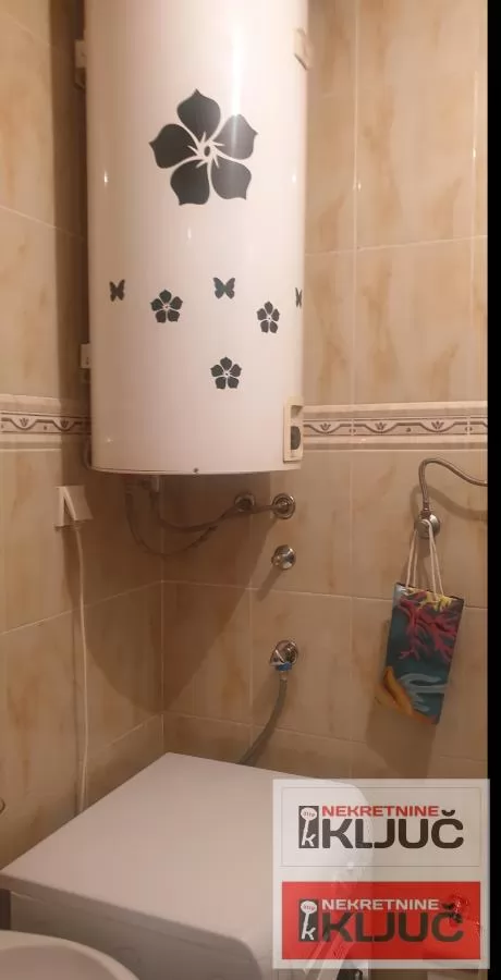 SOCIJALNO IZDAJE SE JEDNOIPOSOBAN NAMEŠTEN STAN 16