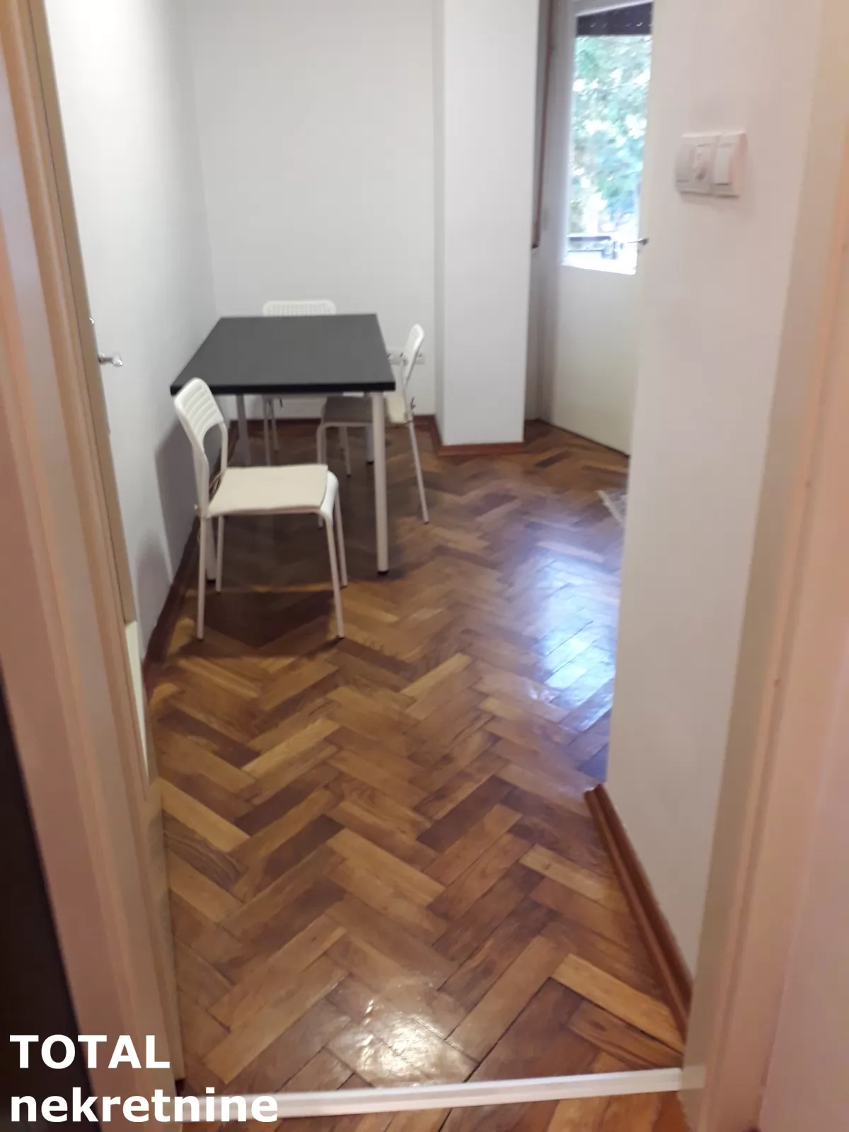 Stan,NOVI SAD,CENTAR,kv: 46.00, € 196000, ID: 1100605 6