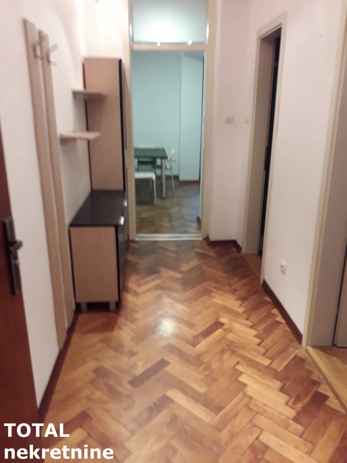 Stan,NOVI SAD,CENTAR,kv: 46.00, € 196000, ID: 1100605 7