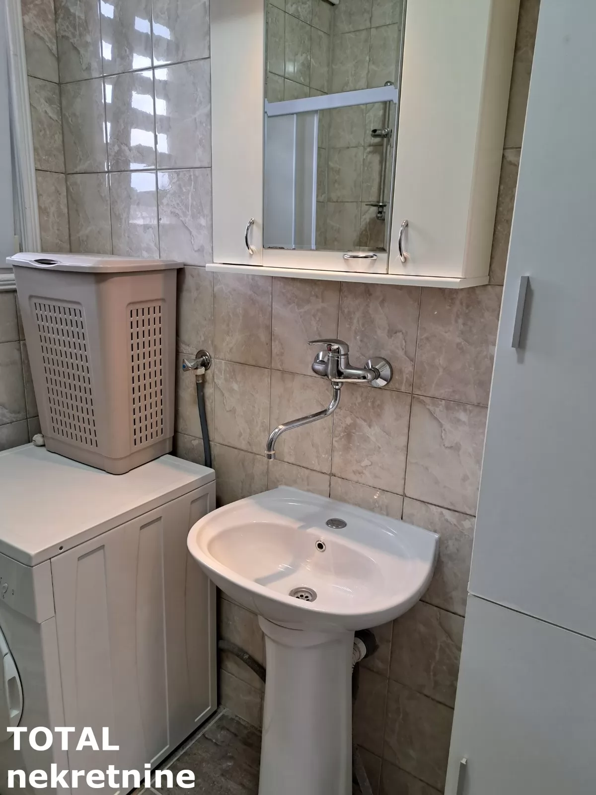 Stan,NOVI SAD,CENTAR,kv: 71.00, € 227200, ID: 1102592 8