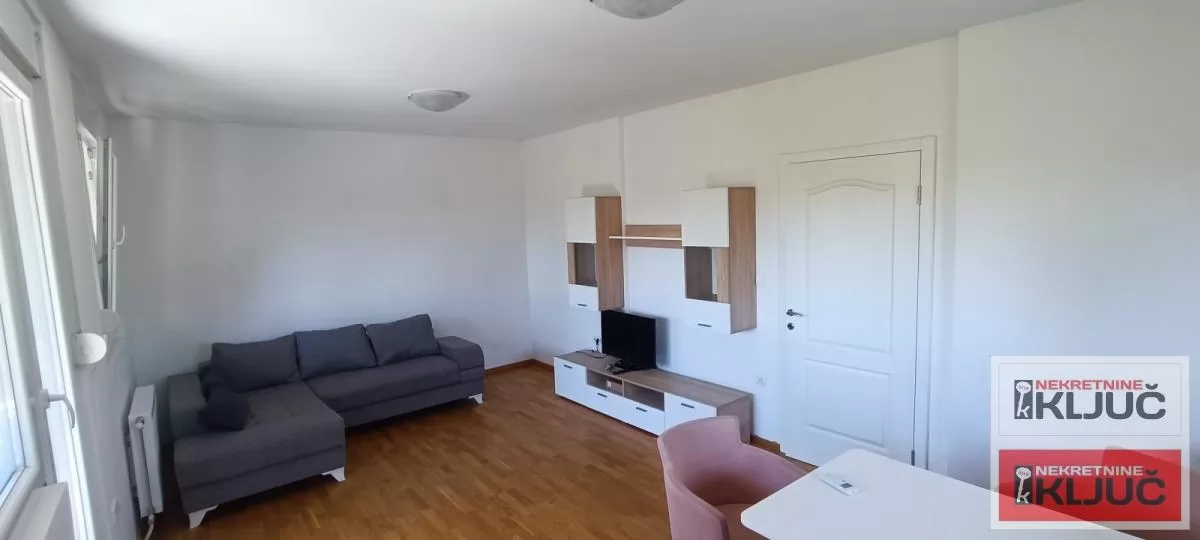 DETELINARA, 62m2, Trosoban-Duplex, Namešten 1