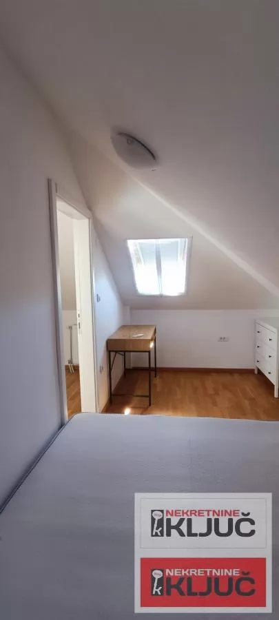 DETELINARA, 62m2, Trosoban-Duplex, Namešten 8