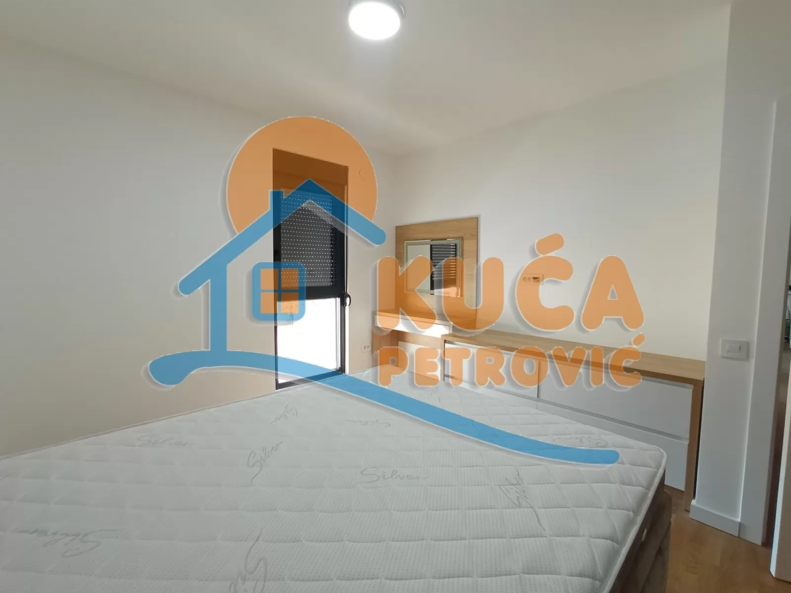 Dvosoban stan, 72 m2, Centar, Oblačića Rada ID: i-016452 11