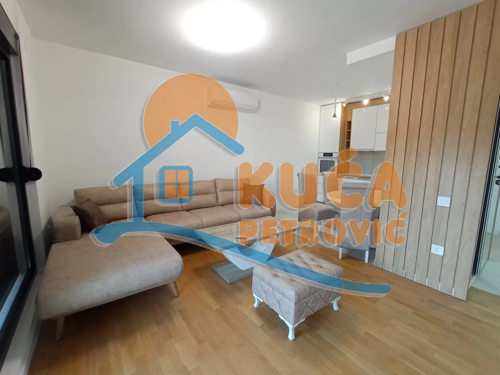 Dvosoban stan, 72 m2, Centar, Oblačića Rada ID: i-016452 2