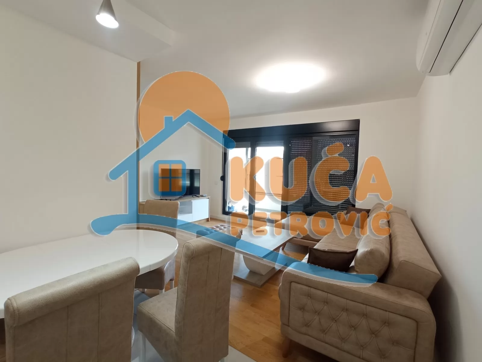 Dvosoban stan, 72 m2, Centar, Oblačića Rada ID: i-016452 3