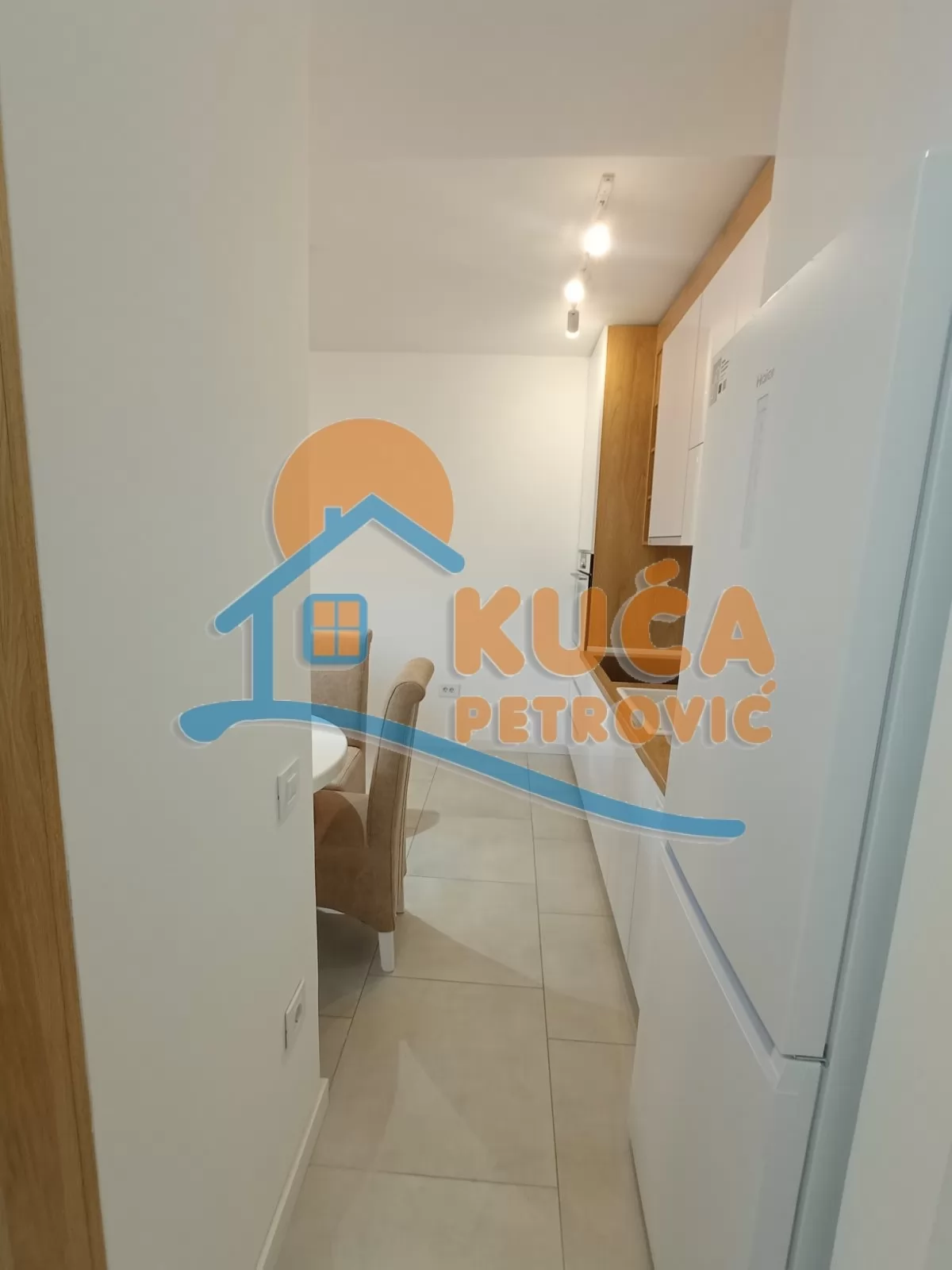 Dvosoban stan, 72 m2, Centar, Oblačića Rada ID: i-016452 6
