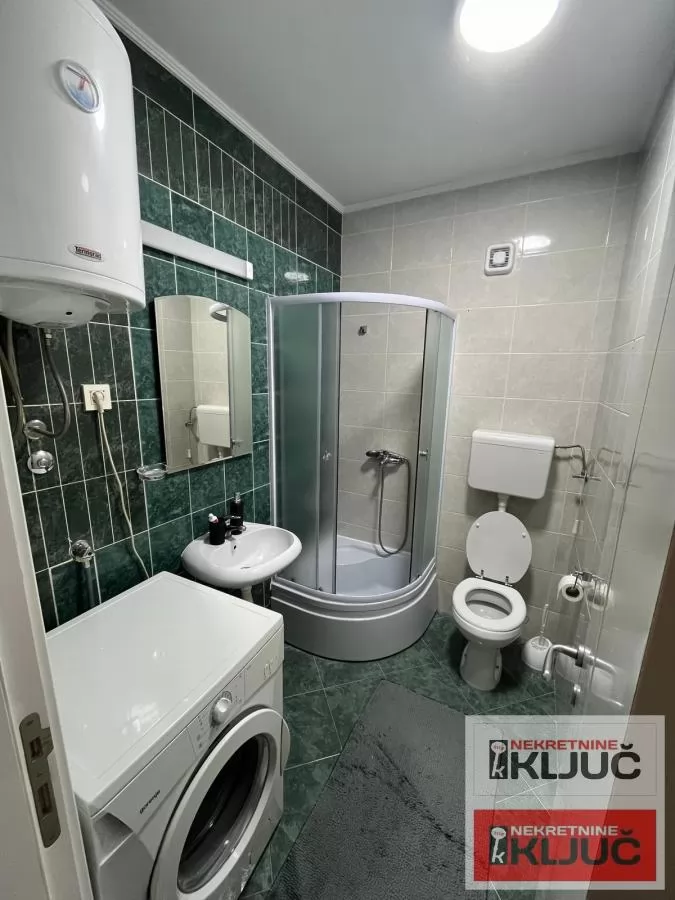Garsonjera na Grbavici, 26 m², 5/6 sprat-odmah useljivo 9