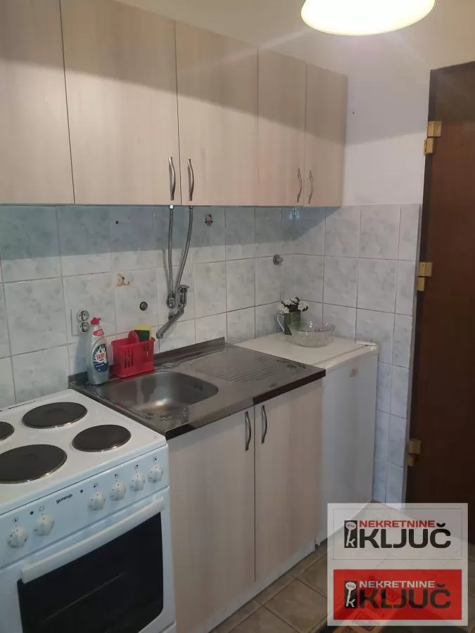 GRBAVICA IZDAJE SE NAMEŠTENA GARSONJERA 6