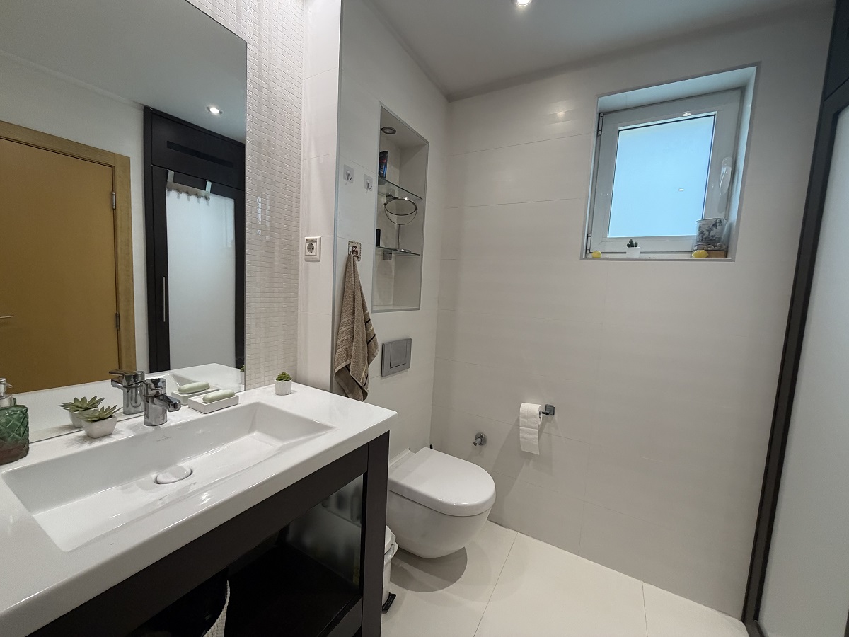 Kompletno renoviran 3 0 stan na Zvezdari  68m2 5