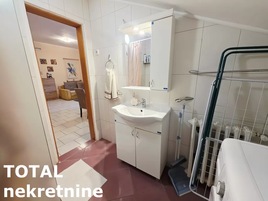 Stan,NOVI SAD,CENTAR,kv: 50.00, € 130000, ID: 1102619 11