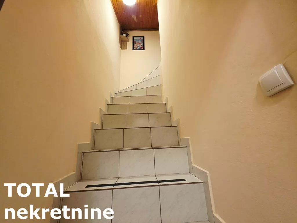 Stan,NOVI SAD,CENTAR,kv: 50.00, € 130000, ID: 1102619 12