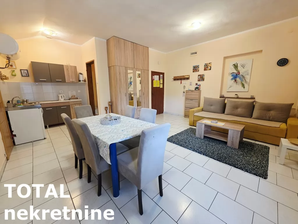 Stan,NOVI SAD,CENTAR,kv: 50.00, € 130000, ID: 1102619 3