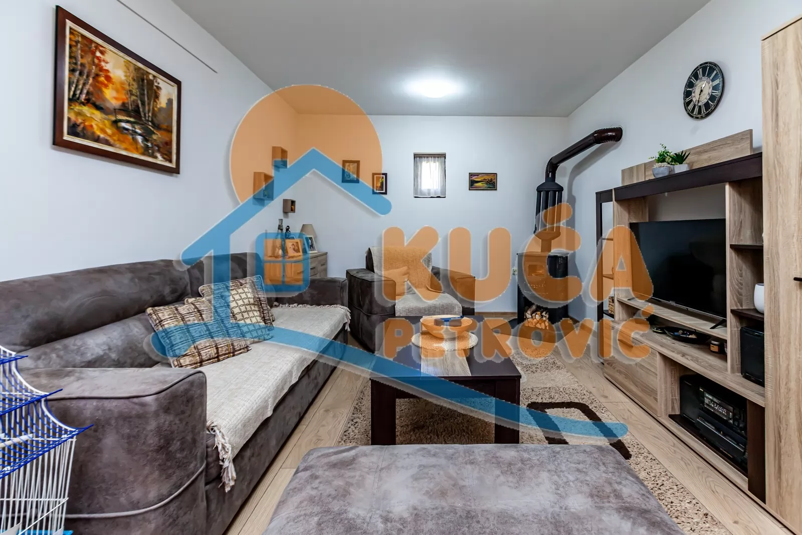 Trosobna kuća, 188 m2, Donji Komren, Bračka ID: p-016427 4