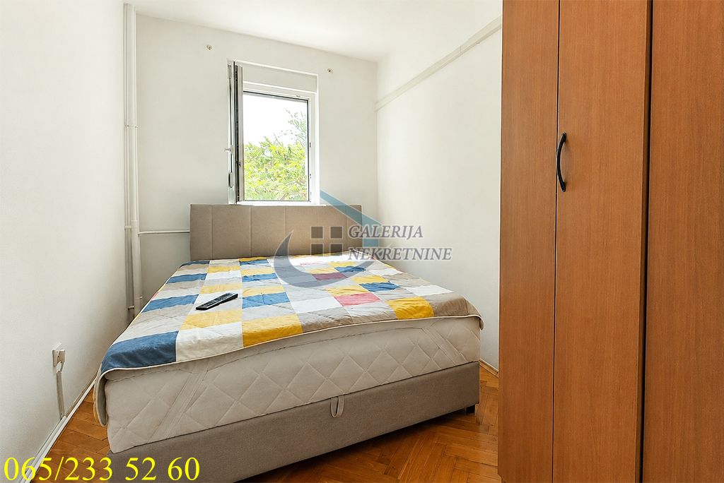 Inđija  Centar   Kralja Petra I 72m2 3