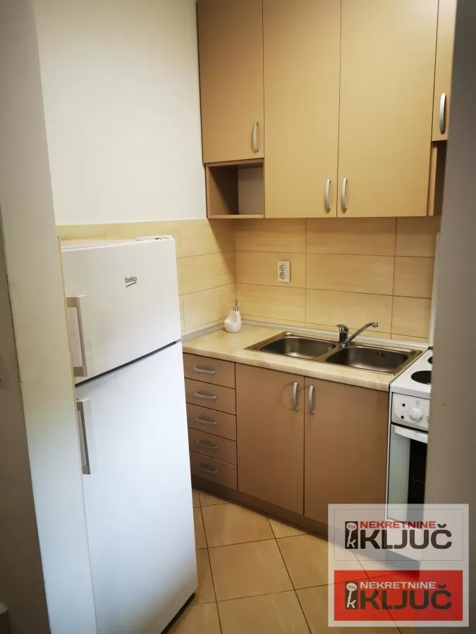 Jednoiposoban stan, 32 m², Telep, Novi Sad-odmah useljivo 3