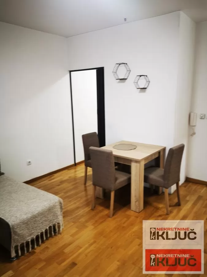 Jednoiposoban stan, 32 m², Telep, Novi Sad-odmah useljivo 7