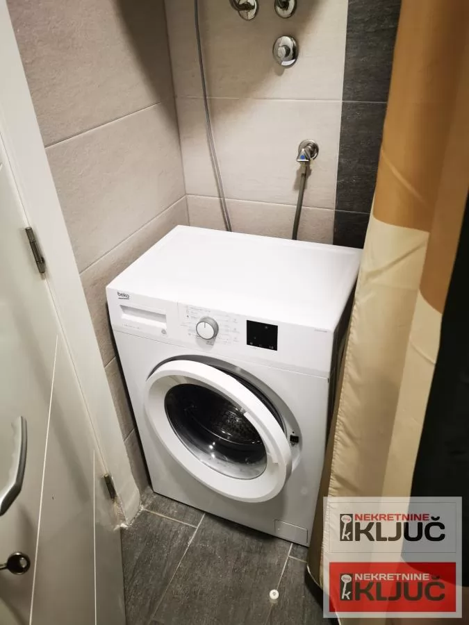 Jednoiposoban stan, 32 m², Telep, Novi Sad-odmah useljivo 9