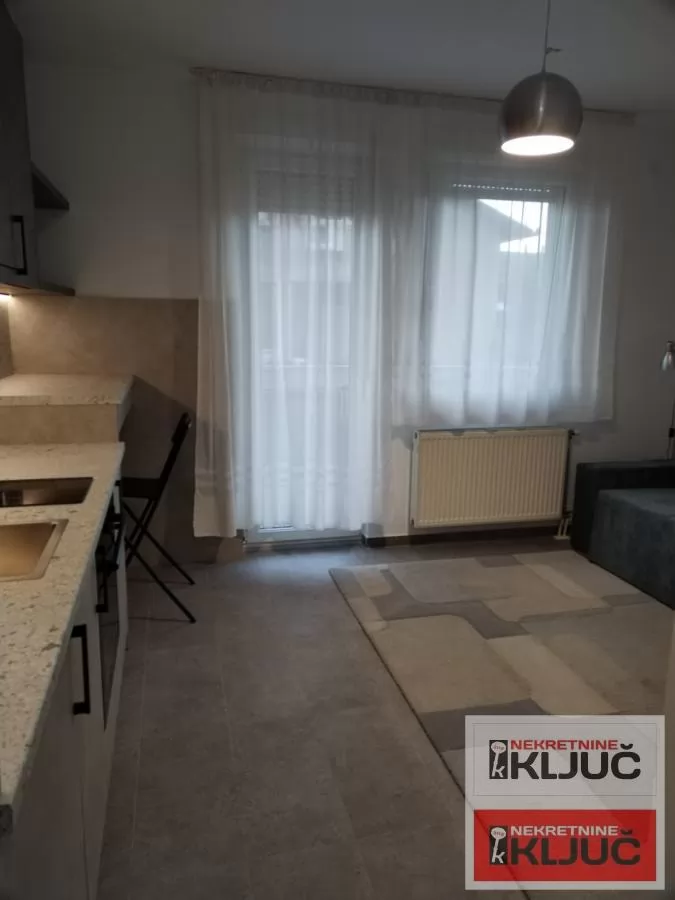 Mičurinova-renovirana garsonjera 5