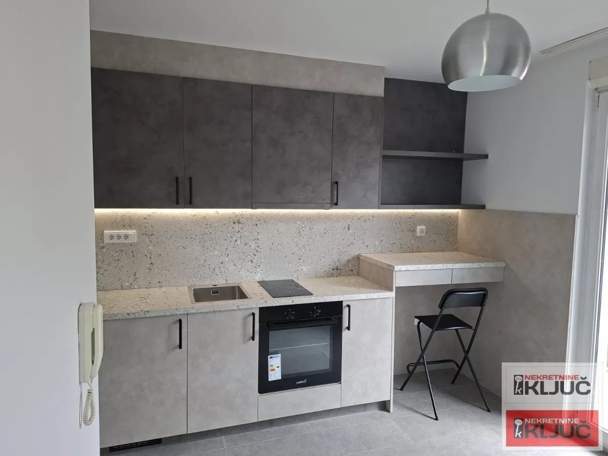 Mičurinova-renovirana garsonjera 6