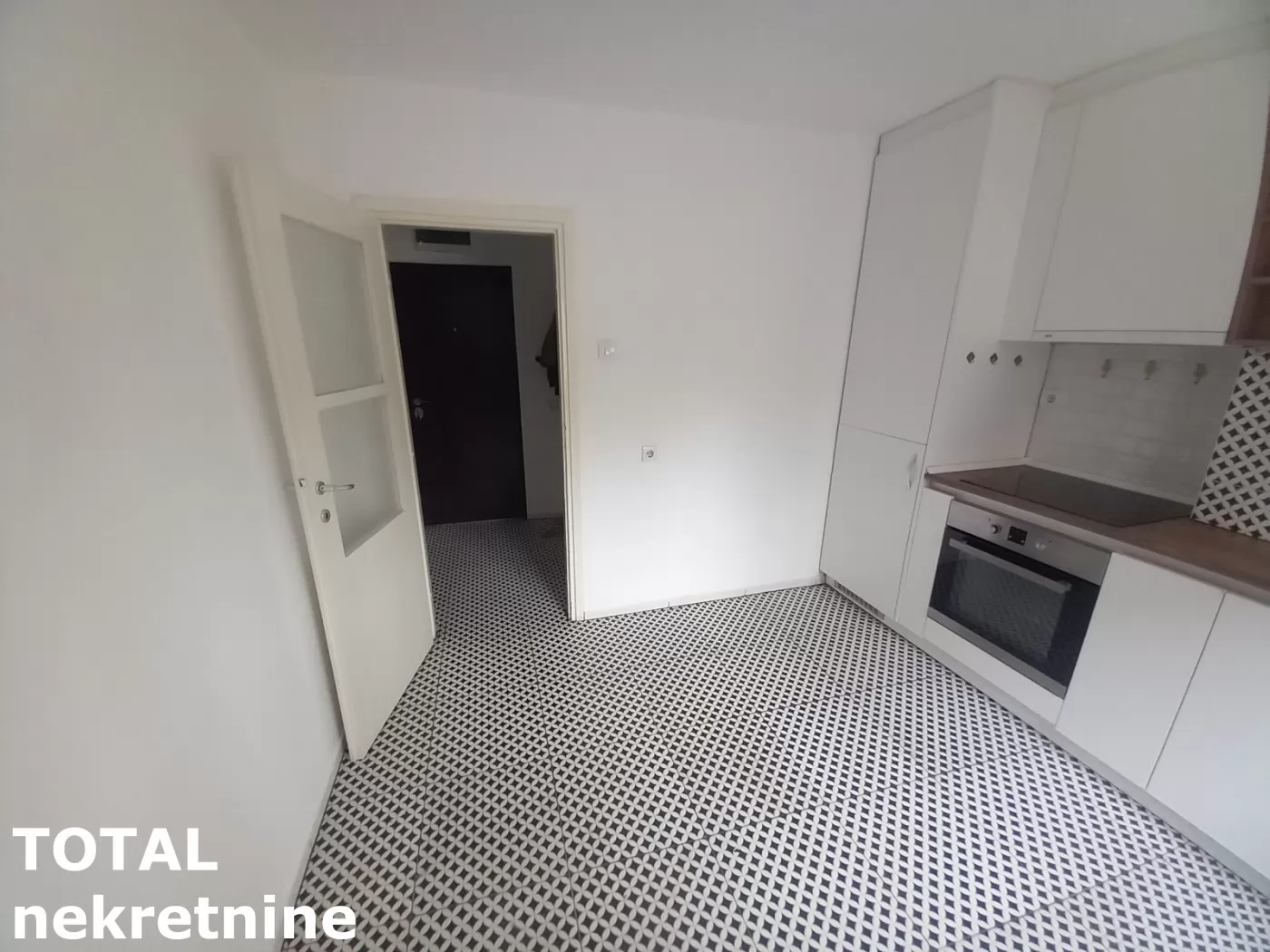 Stan,NOVI SAD,BULEVAR,kv: 31.00, € 108000, ID: 1102588 5