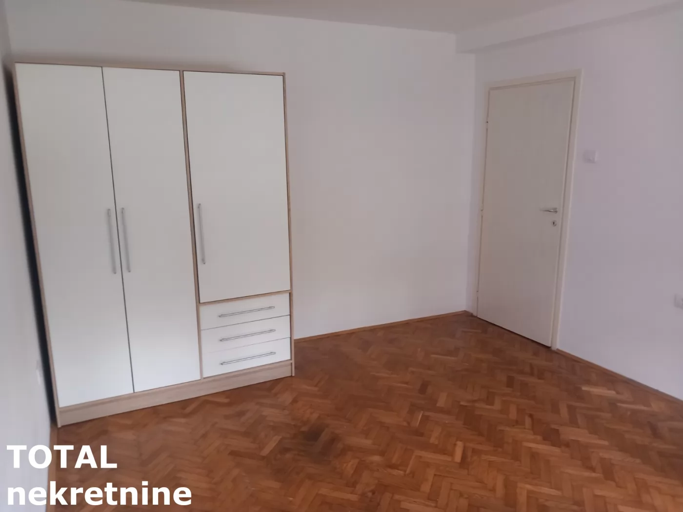 Stan,NOVI SAD,BULEVAR,kv: 31.00, € 108000, ID: 1102588 6
