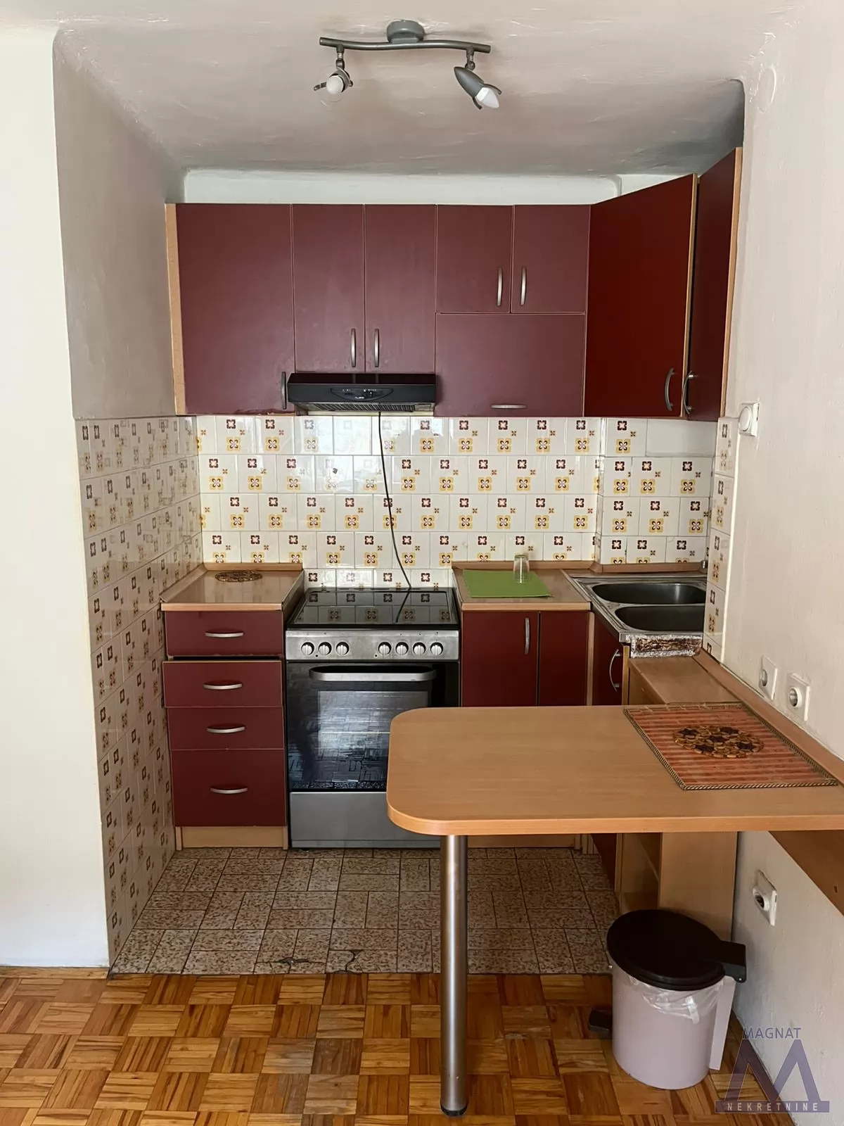 Stan,NOVI SAD,CENTAR,kv: 60, € 350, ID: 9101948 5