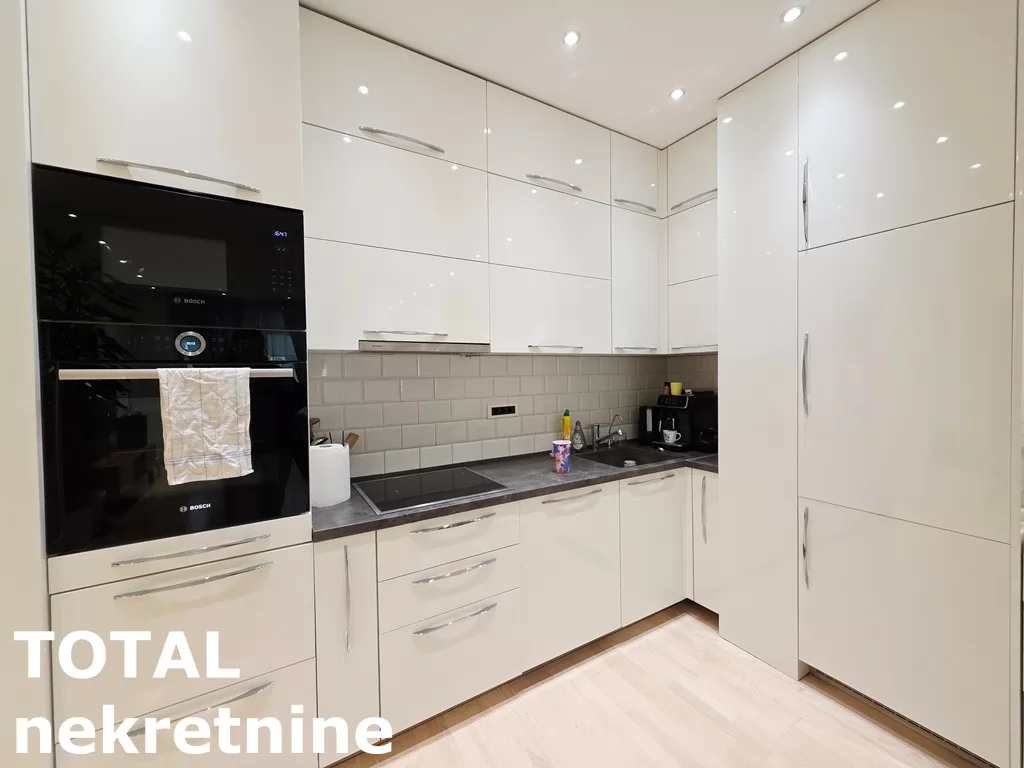 Stan,NOVI SAD,NOVA DETELINARA,kv: 97.00, € 300700, ID: 1102620 7