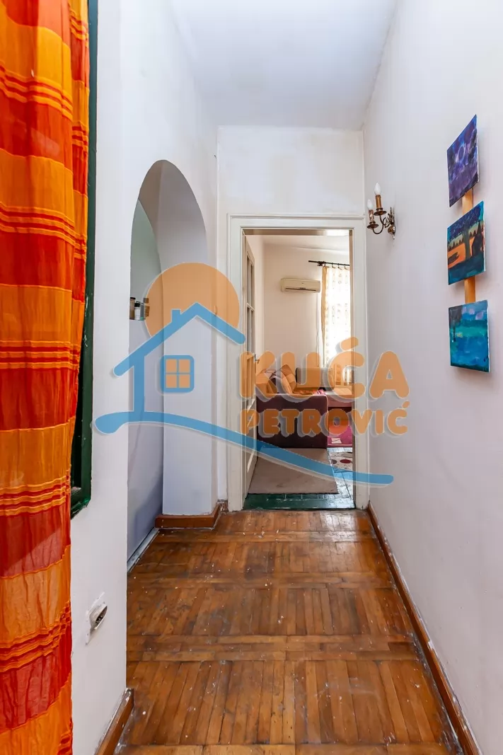 Trosoban stan, 54 m2, Železnička stanica, Šumadijska ID: p-016468 9