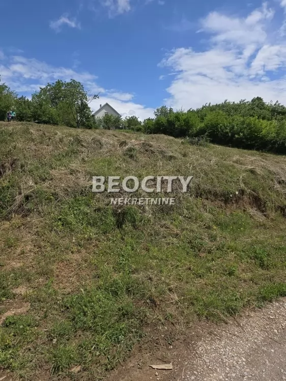 Plac, Barajevo, Topolska ID: 132278 9