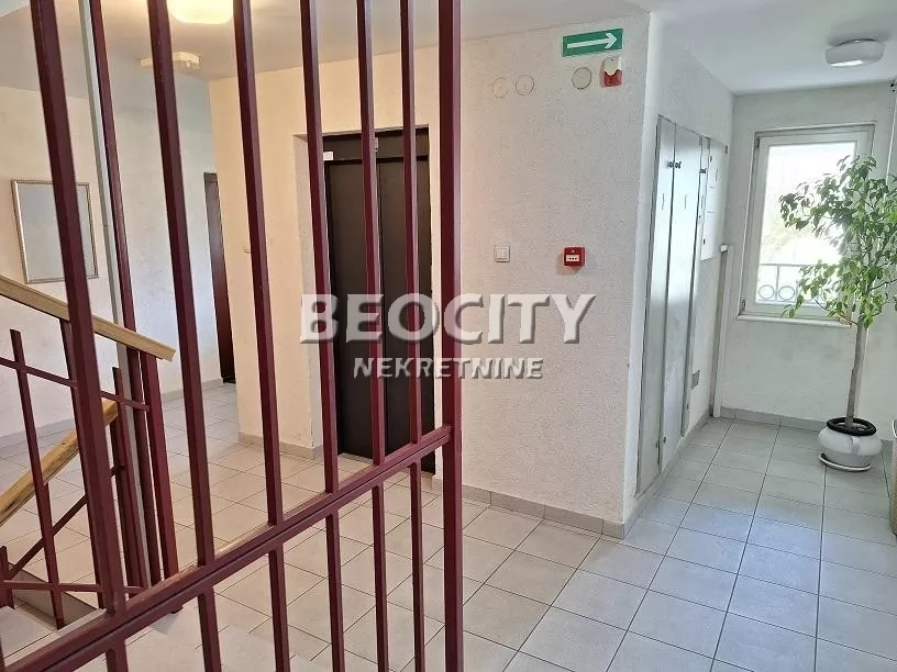 Trosoban stan, 79 m2, Centar, Marka Čelebonovića ID: 131989 15