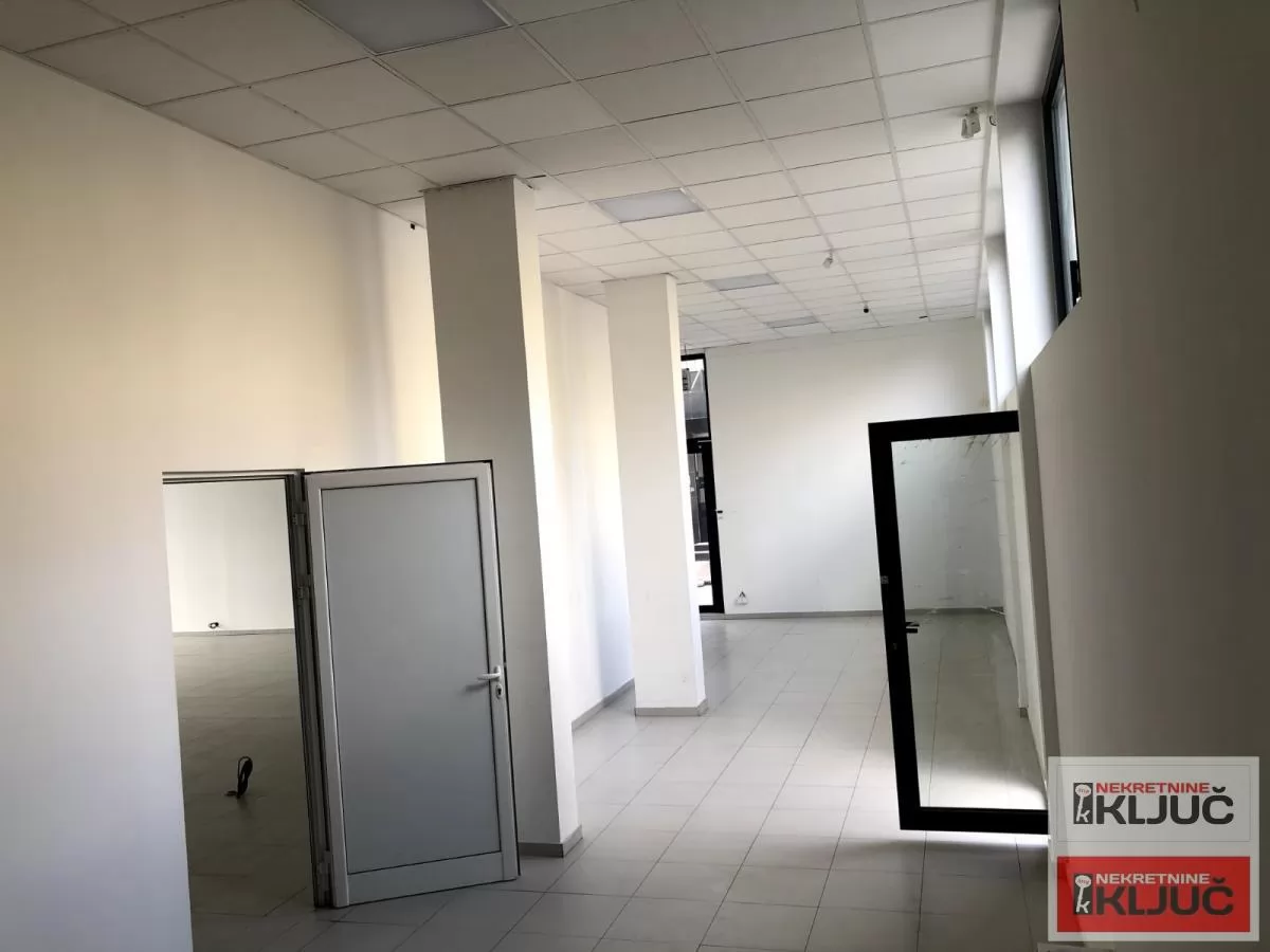 Poslovni prostor 331 m², Telep, Novi Sad 2