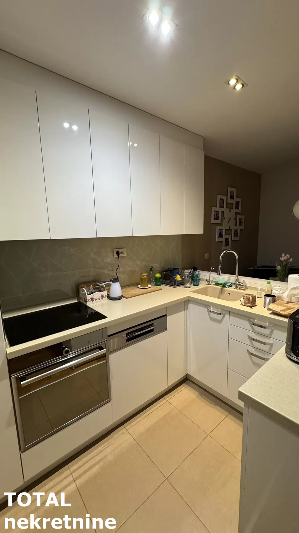 Stan,SREMSKA KAMENICA,SREMSKA KAMENICA,kv: 70.00, € 230000, ID: 1102628 4