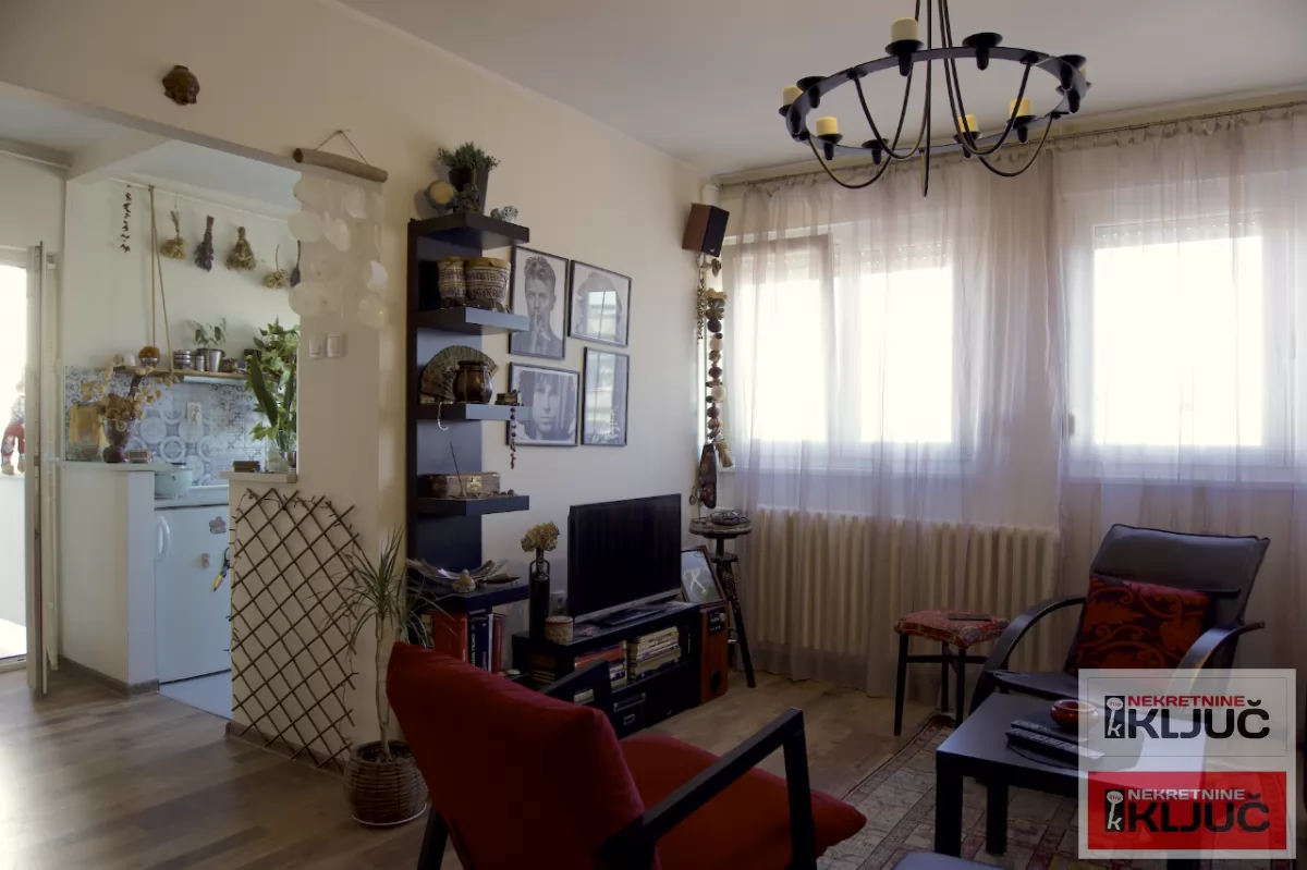 BULEVAR, 55m2, Dvosoban, Renoviran 1