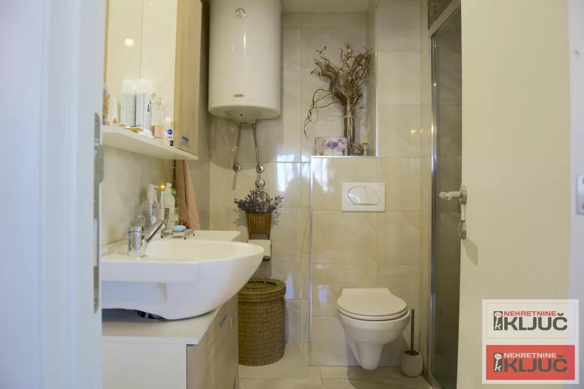 BULEVAR, 55m2, Dvosoban, Renoviran 11