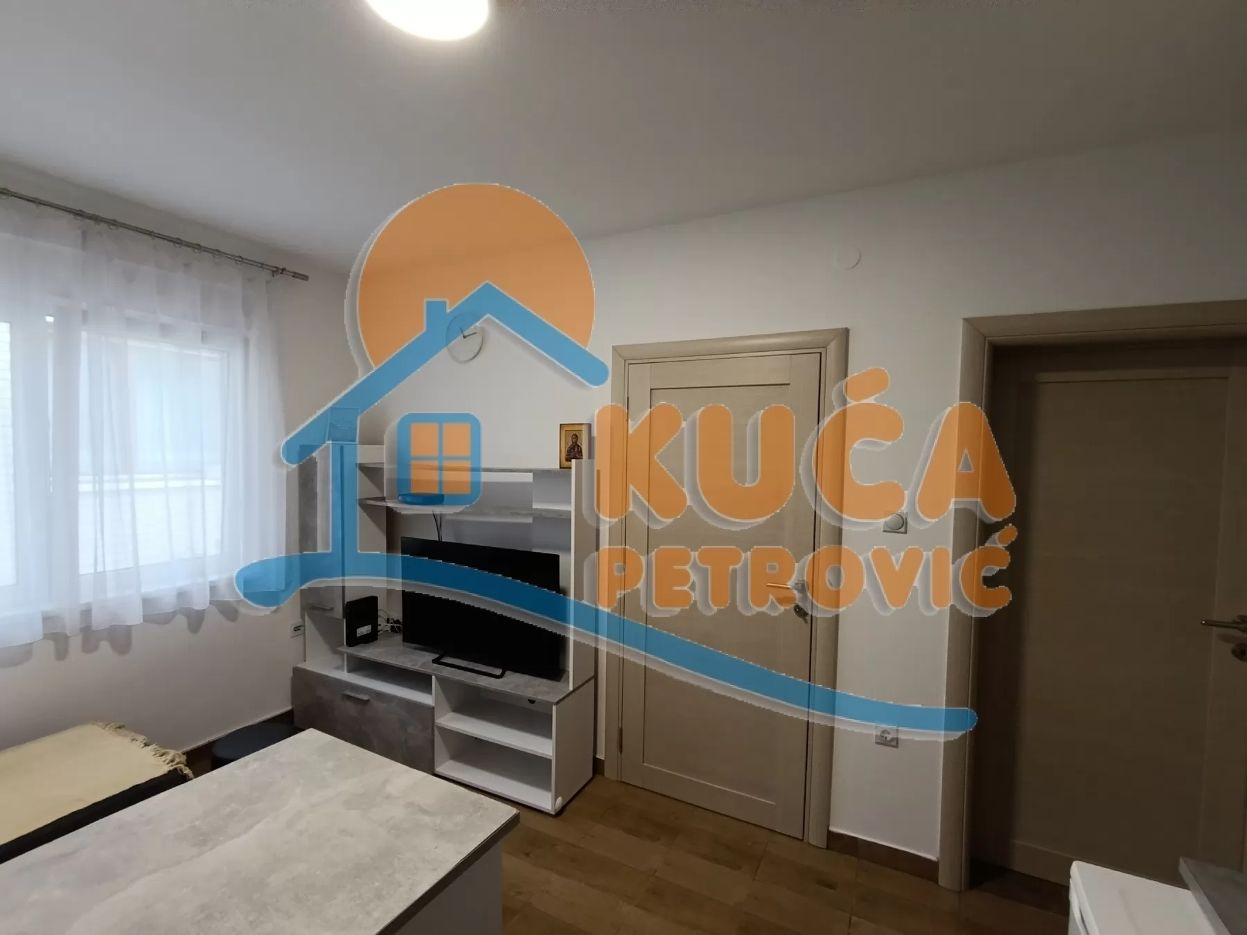 Jednosobna kuća, 38 m2, Obilićev Venac, Obilićev venac ID: i-016476 3