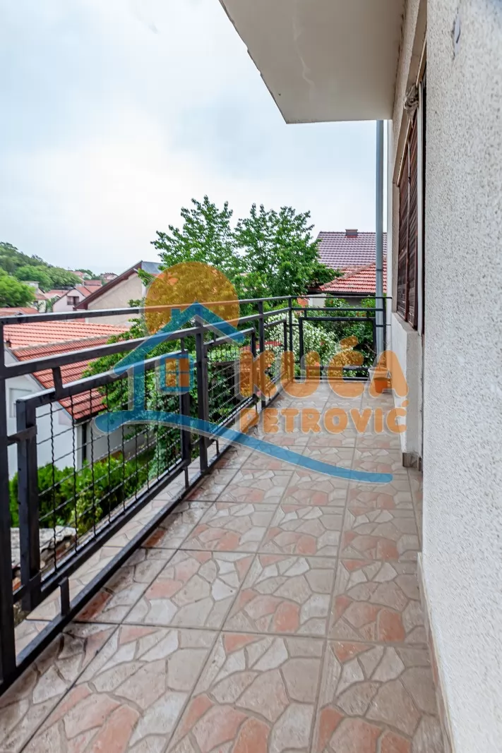 četvorosobna kuća, 360 m2, Medijana, Bubanjska ID: p-016481 2