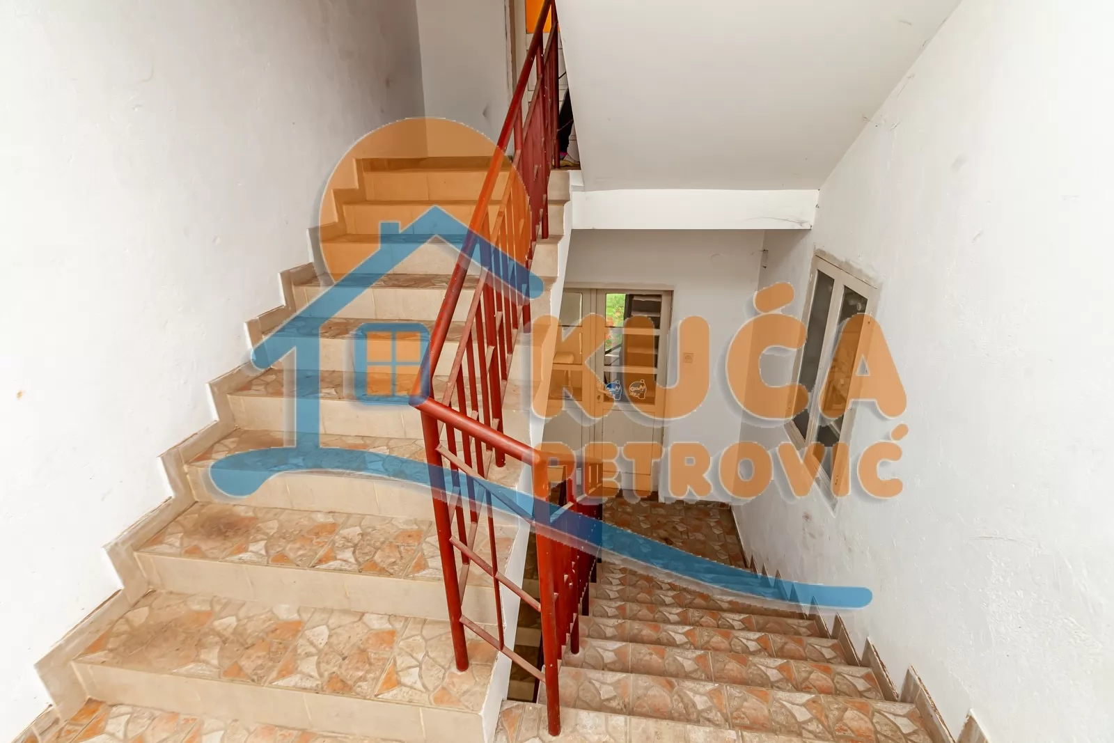 četvorosobna kuća, 360 m2, Medijana, Bubanjska ID: p-016481 9
