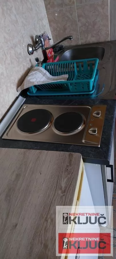 Dobra garsonjera u centru grada 7