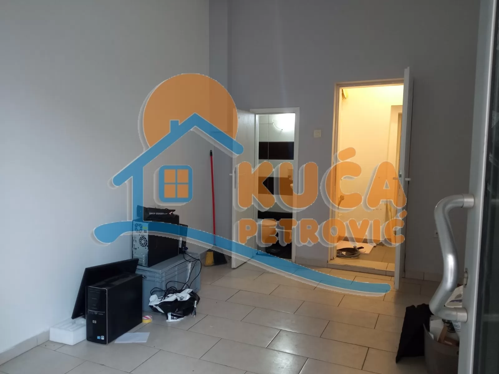 Lokal, 20 m2, Centar, Generala Milojka Lešjanina ID: i-07841 1