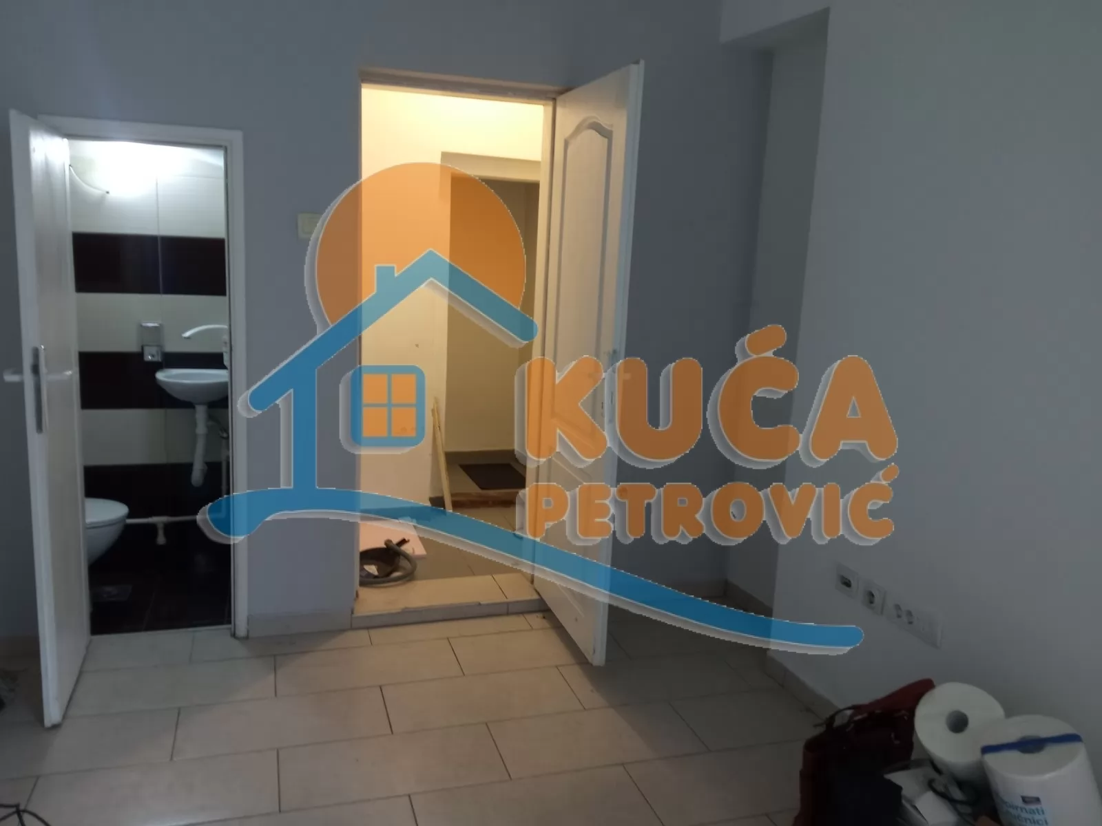 Lokal, 20 m2, Centar, Generala Milojka Lešjanina ID: i-07841 3