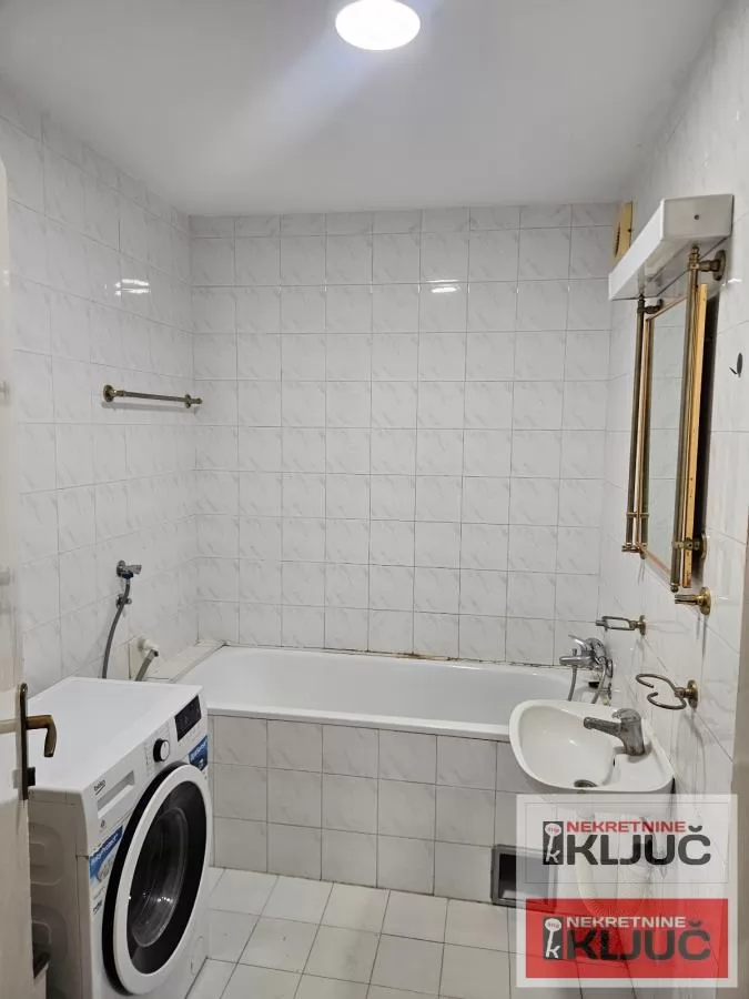 SAJMIŠTE, 58m2, Dvoiposoban, Odmah useljiv 8