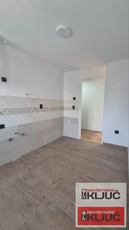CARA DUŠANA, 58m2, Trosoban, Renoviran 2