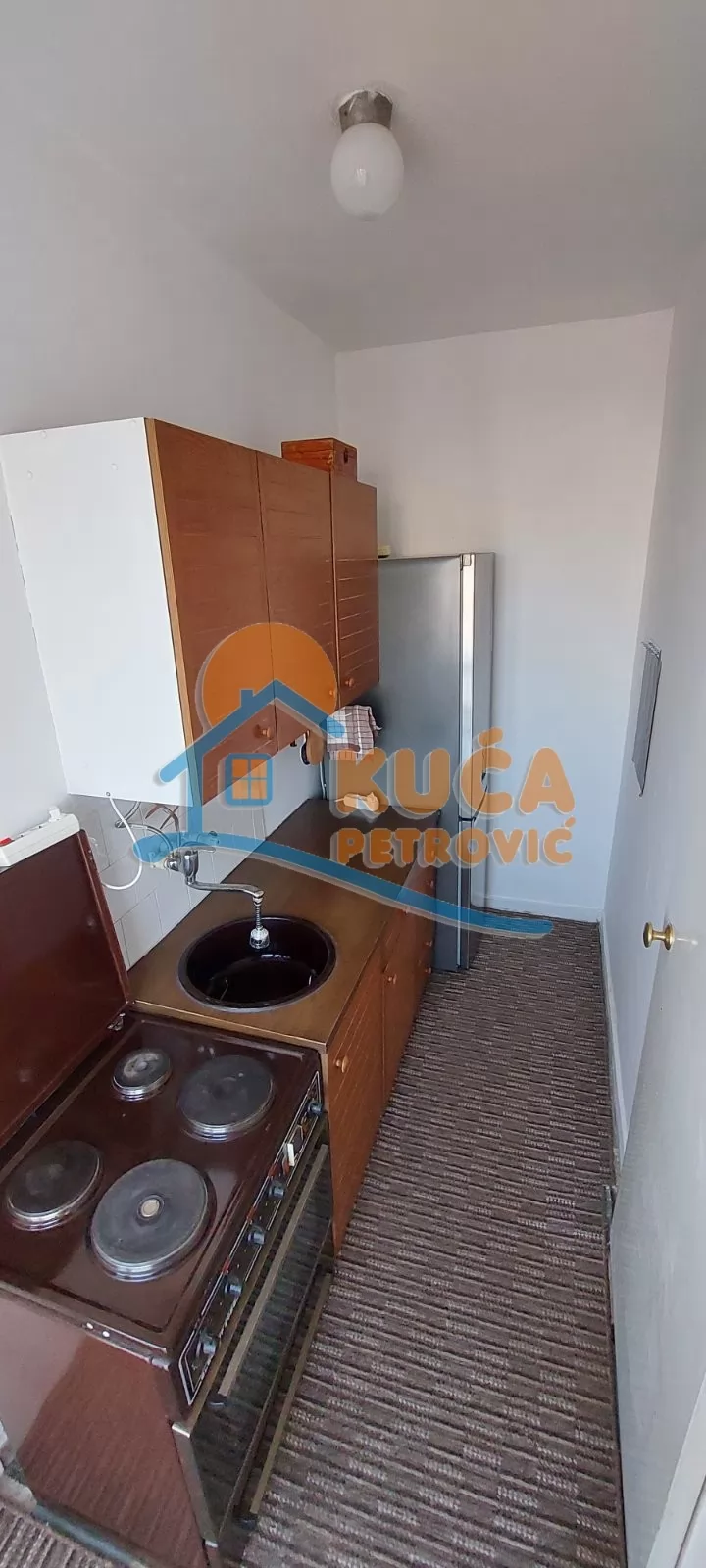 Jednosoban stan, 40 m2, Crveni Pevac, Dragiše Cvetkovića ID: i-016490 5