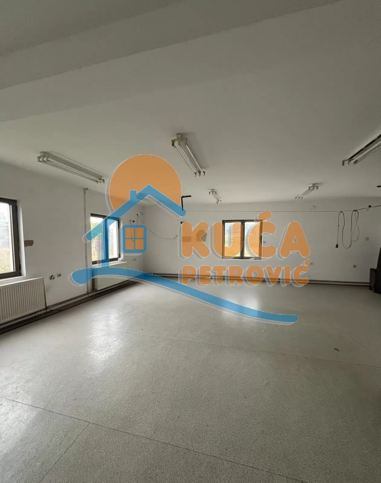 Lokal, 130 m2, Hadžićeva ID: i-016483 1