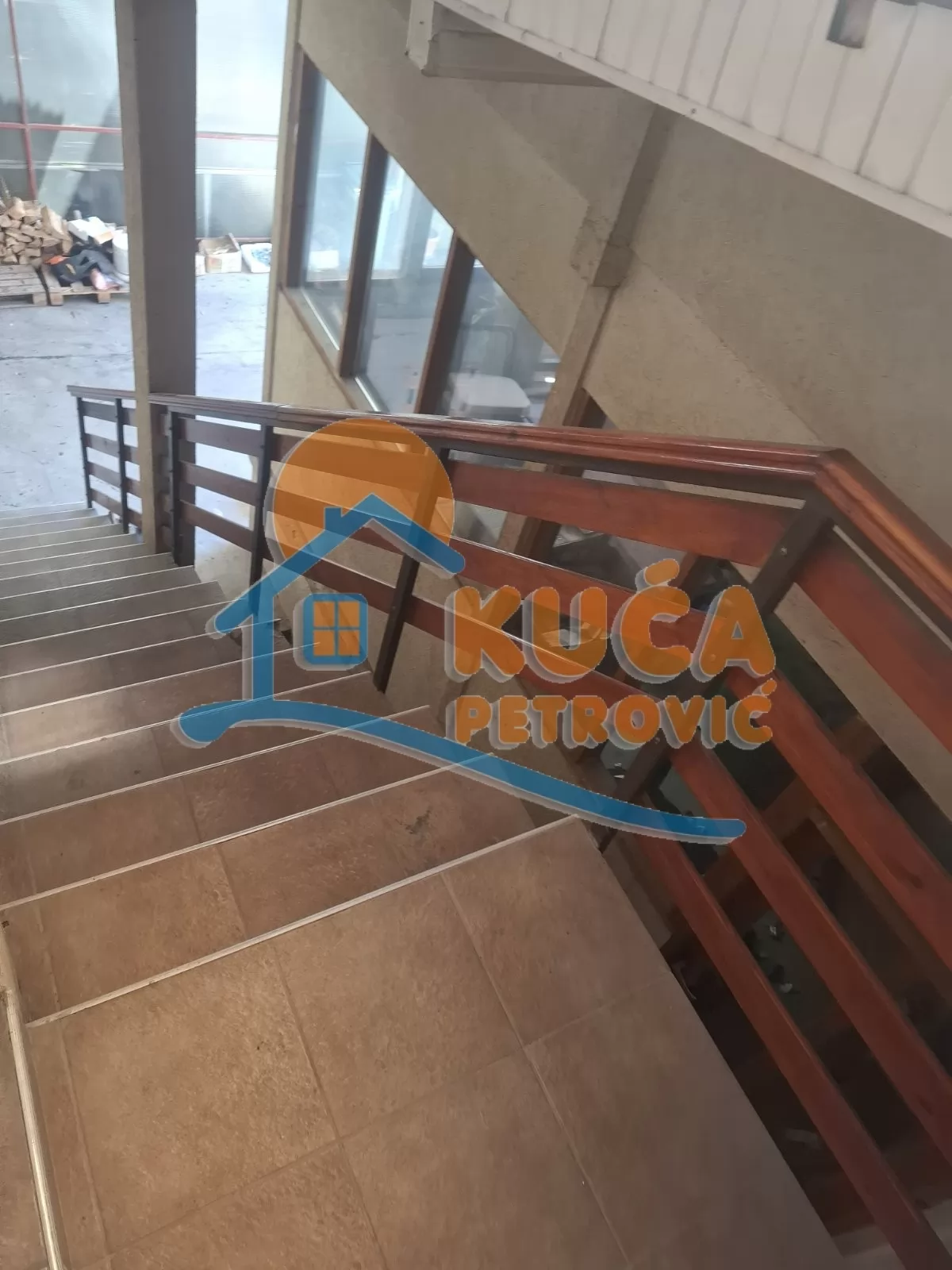 Lokal, 150 m2, Hadžićeva ID: i-016485 8