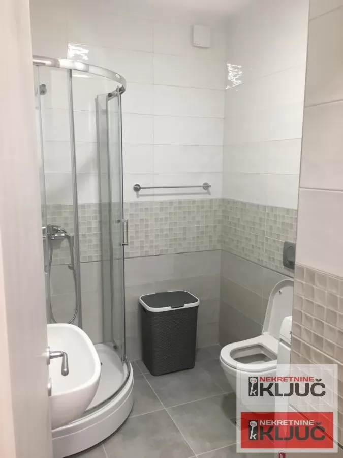 Odlican Moderno opremljen stan na Adamovicevom naselju 10