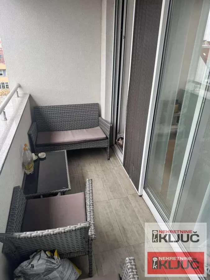 SAJMIŠTE, 97m2, Četvorosoban, Novogradnja 16